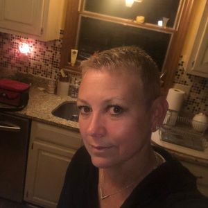 Meet your Posher, Tina